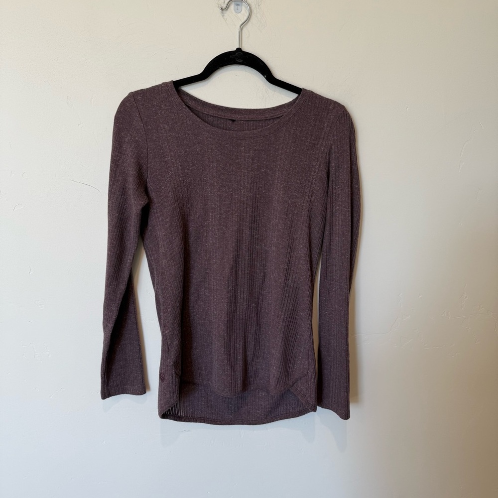 KÜHL Purple Henley Long Sleeved Top Womens Size Medium Casual Classic Errands